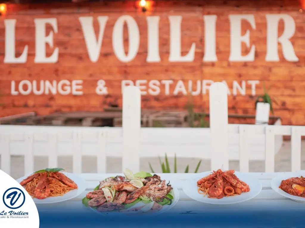 Le Voilier à Plage Sidi Ali Mekki, Ghar El Melh, Bizerte, Menu, Loc..