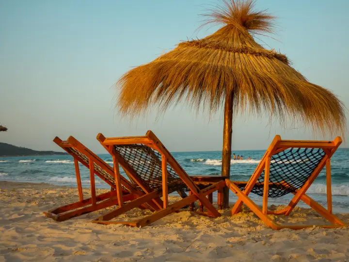 Sunrise à Plage Sidi Ali Mekki, Ghar El Melh, Bizerte, Menu, Locali..